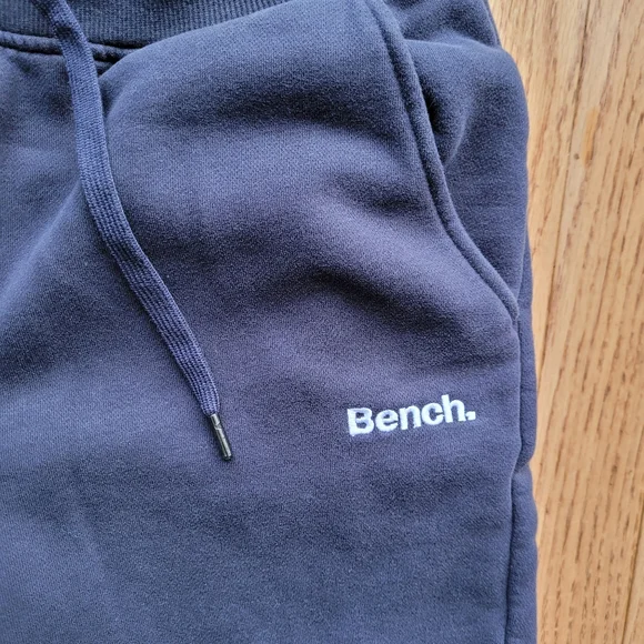 Bench Trackpants - Picture 2 of 9